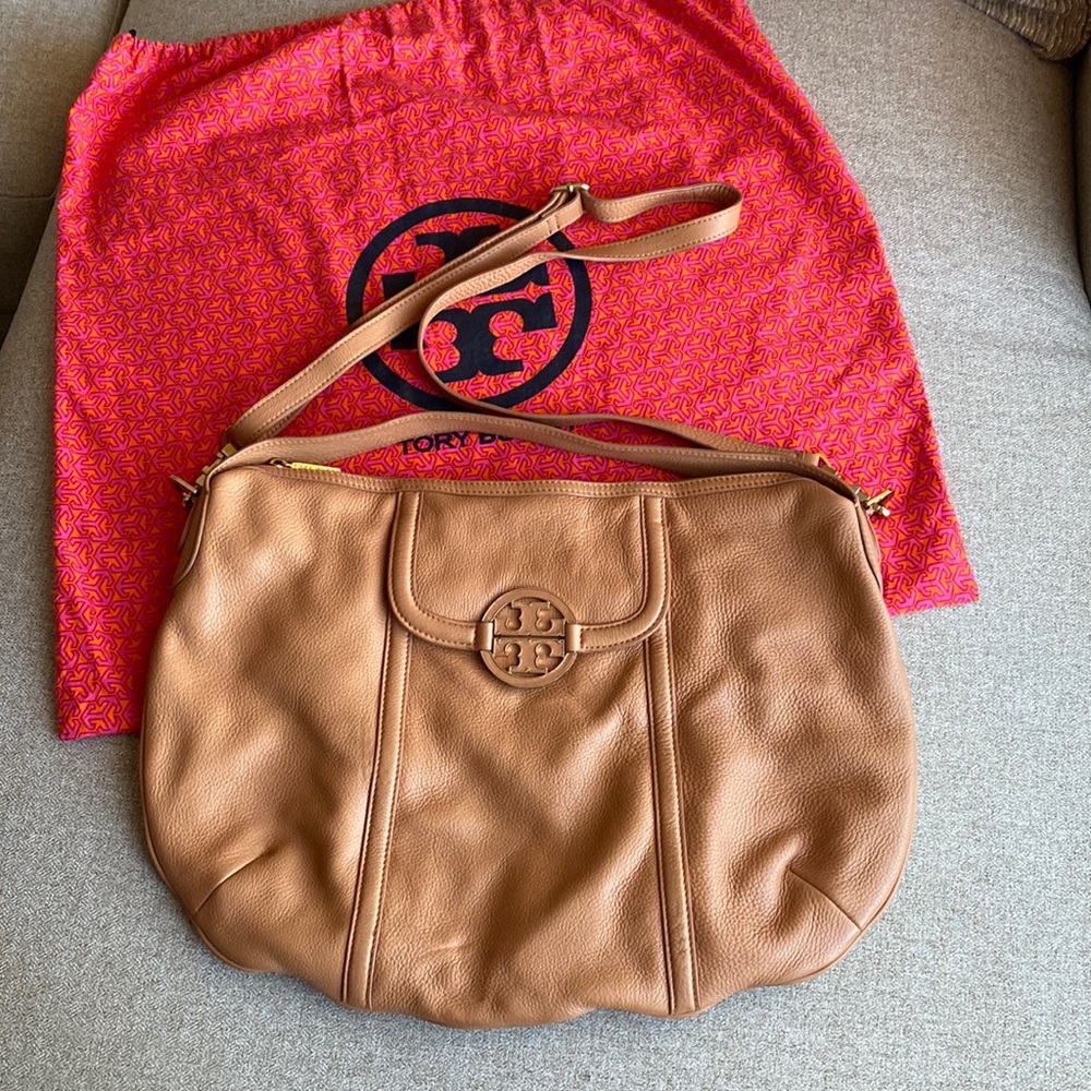 Tory Burch Tan Amanda Hobo Crossbody
